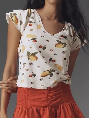 Maeve Anthropologie Fruit Print Scoop Neck Top Size M 100% Cotton Flutter Sleeve